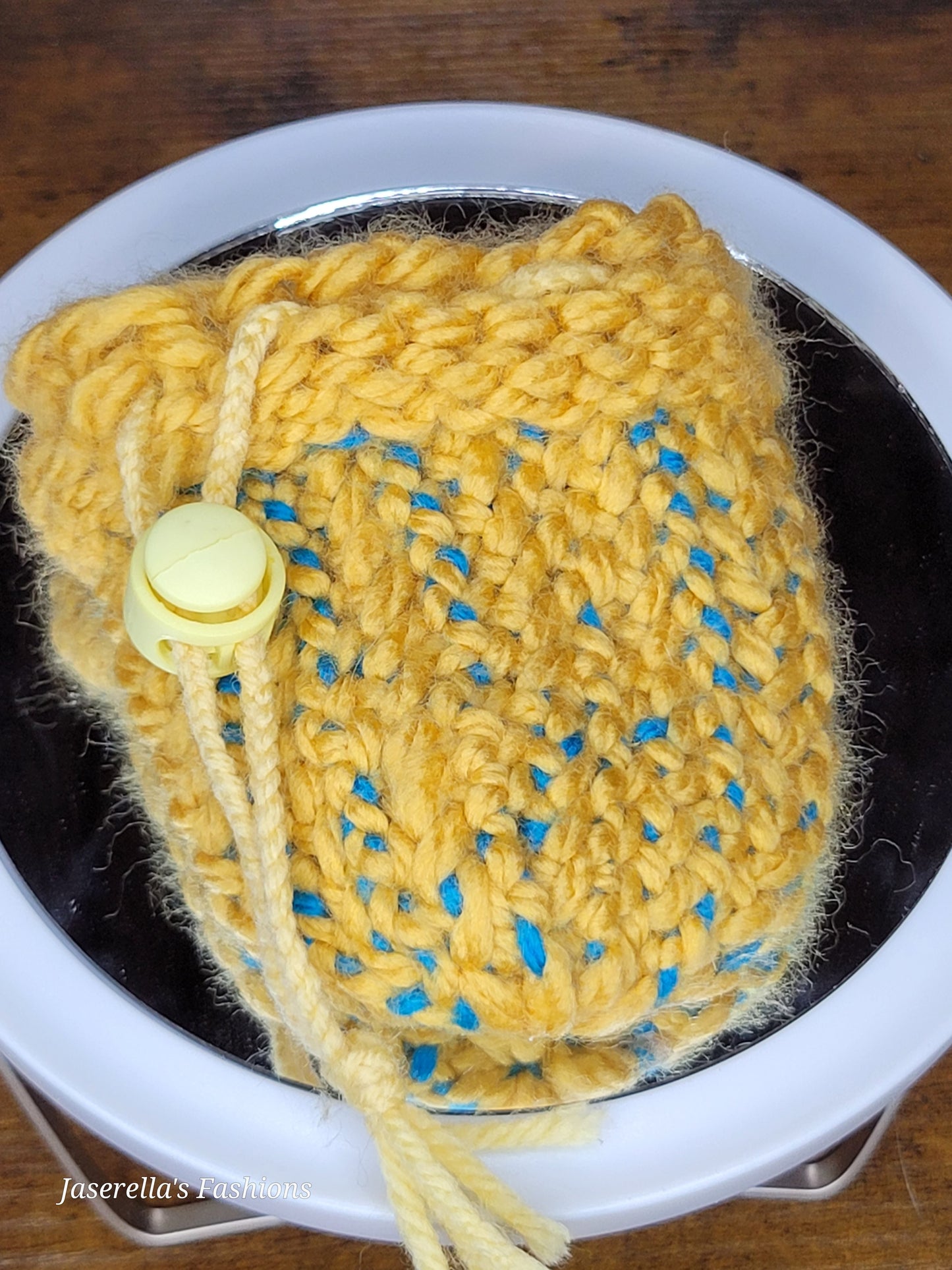 Loom-Knitted Coin Purse