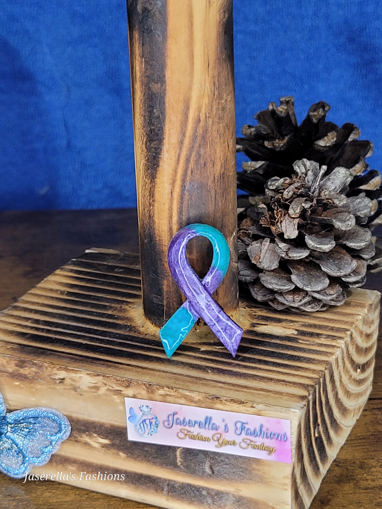 Ribbon Pins