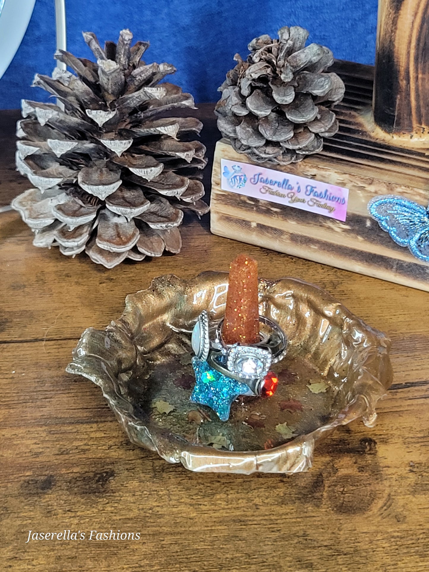 Free Form Ring Holders