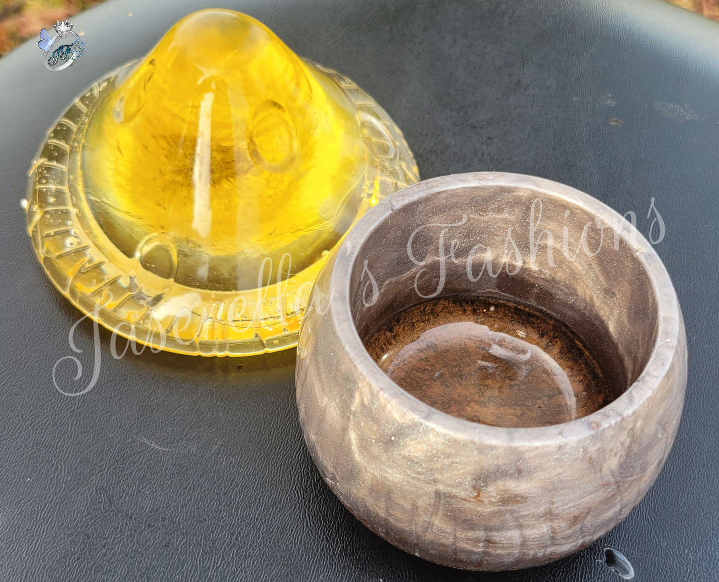 Mushroom Box - Dandelion Seed