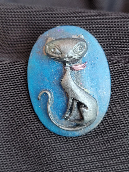 Resin Brooch Pin