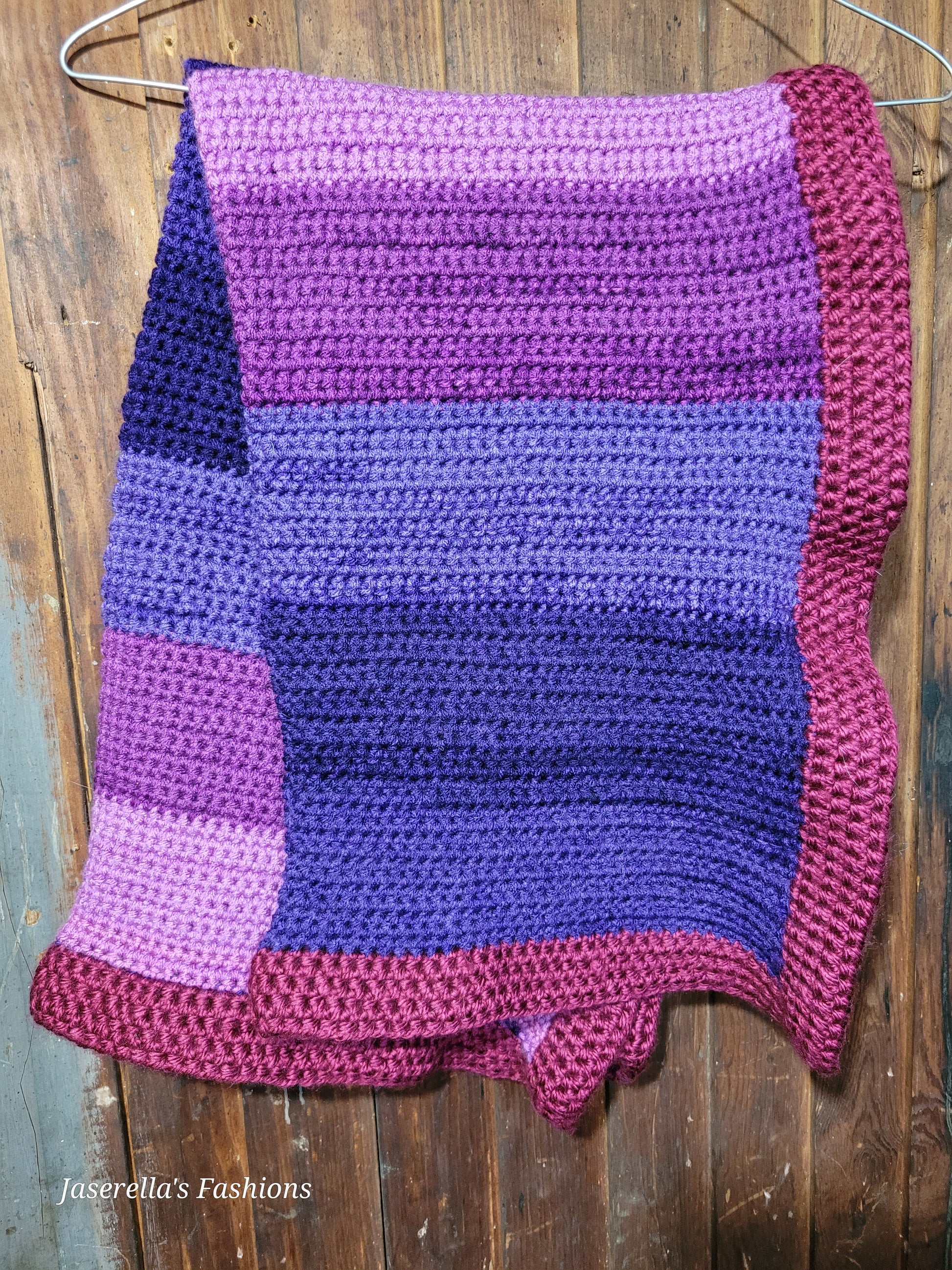 42"x28"