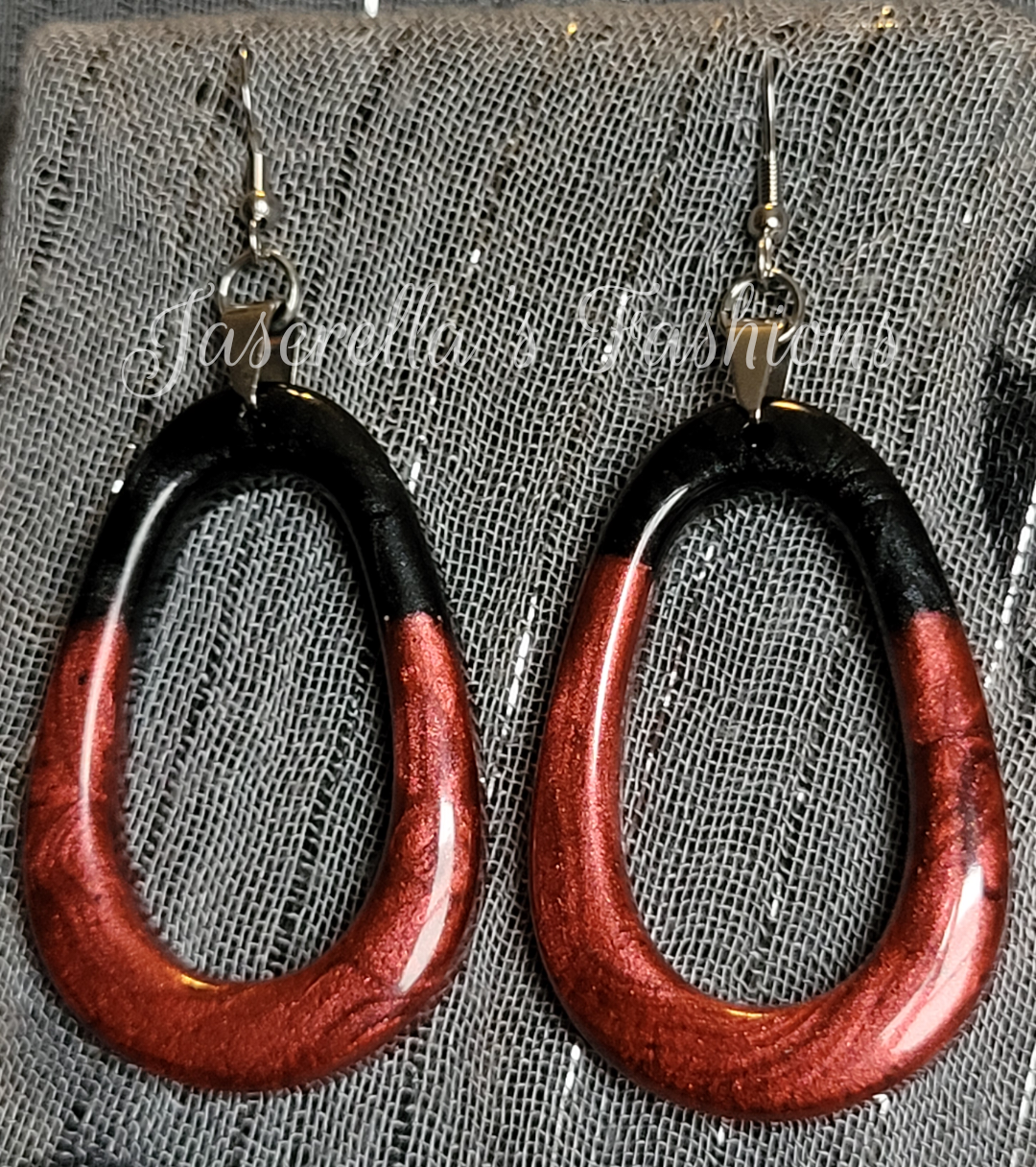 Wonky Hollow Oval Earrings